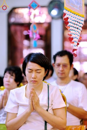 ภาพ No.171974:พิธีทอดกฐิน ณ วัดทินกรนิมิต จ.นนทบุรี ในโครงการกฐินสามัคคีทั่วไทย 30,000 วัด บูชาธรรม 80 ปี หลวงพ่อธัมมชโย โดยคณะศิษยานุศิษย์วัดพระธรรมกาย วันที่ 27 ตุลาคม พ.ศ. 2567