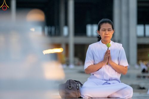 ภาพ No.154775:พิธีจุดประทีป, พิธีฉลองชัยสวดมนต์บทธัมมจักกัปปวัตนสูตร ณ มหารัตนวิหารคด วัดพระธรรมกาย วันอังคารที่ 17 กันยายน พ.ศ. 2567