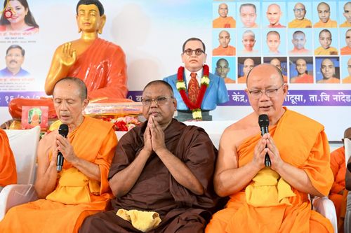 ภาพ No.263328:วันที่ 16 ตุลาคม พ.ศ. 2568 กฐินสมทบหลวงพ่อ ธัมมชโย ถวายแด่ วัดพุทธตรีรัตนะ วิหาร , เมือง ดร อัมเบ็ดการ์ นาการ์ นันเดท  รัฐมหาราษฎร์  ประเทศอินเดีย 