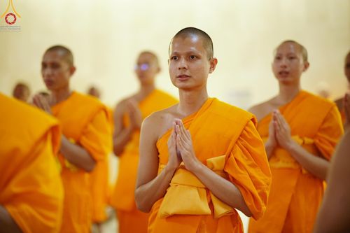 ภาพ No.188386:พิธีต้อนรับพระธรรมยาตรา ในโครงการธรรมยาตรา กตัญญูบูชา มหาปูชนียาจารย์ พระมงคลเทพมุนี(สด จนฺทสโร) พระผู้ปราบมาร อนุสรณ์สถาน 7 แห่ง ปีที่ 13 วันที่ 2 มกราคม พ.ศ. 2568 ณ วัดพระธรรมกาย จ.ปทุมธานี