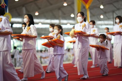 ภาพ No.89012:พิธีทอดผ้าป่าสมทบกฐินครั้งที่ 2 วันศุกร์ที่ 29 กันยายน พ.ศ. 2566 วันเพ็ญขึ้น 15 ค่ำ เดือน 10 ณ ห้องแก้วสารพัดนึก 1 วัดพระธรรมกาย