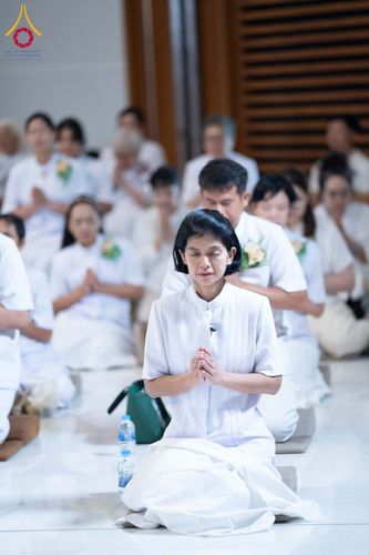 ภาพ No.174371:พิธีทอดกฐินกตัญญูบูชาธรรม ณ ศูนย์ปฏิบัติธรรมพระมงคลเทพมุนี อ.สองพี่น้อง จ.สุพรรณบุรี ในโครงการกฐินสามัคคีทั่วไทย 30,000 วัด บูชาธรรม 80 ปี หลวงพ่อธัมมชโย โดยคณะศิษยานุศิษย์วัดพระธรรมกาย วันที่ 10 พฤศจิกายน พ.ศ. 2567
