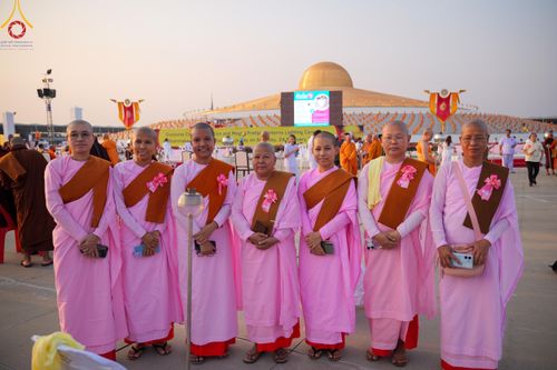 ภาพ No.124719:พิธีเวียนประทักษิณและจุดมาฆประทีป ในวันมาฆบูชา เสาร์ที่ 24 กุมภาพันธ์ พ.ศ. 2567 ณ พระมหาธรรมกายเจดีย์ วัดพระธรรมกาย