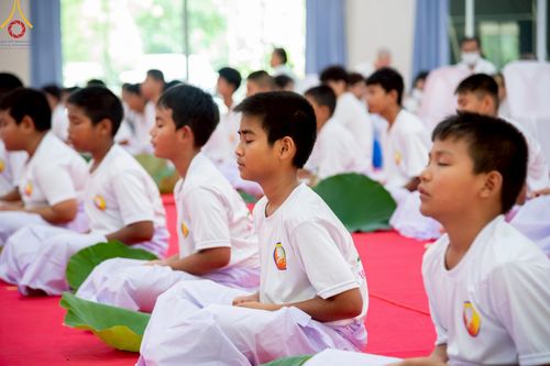 ภาพ No.213746:วันเสาร์ที่ 29 มีนาคม พ.ศ. 2568 พิธีตัดปอยผม ขอขมาผู้ปกครอง มอบบาตร-ผ้าไตร และพิธีบรรพชาสามเณร ณ ศูนย์ปฏิบัติธรรมจังหวัดระยอง (บ้านช่องลม) ต.บางบุตร อ.บ้านค่าย จ.ระยอง