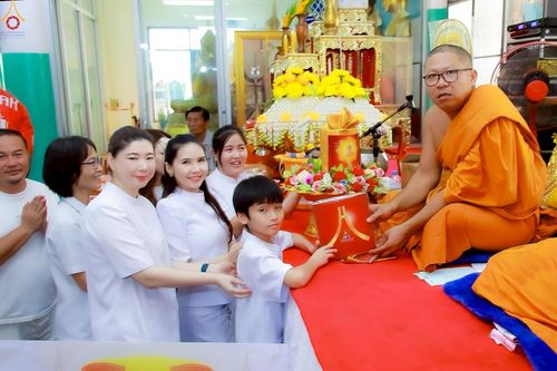 ภาพ No.257024:วันที่ 12 ตุลาคม พ.ศ. 2568 พิธีทอดกฐินสามัคคีทั่วไทย 30,000 วัด โดยคณะศิษยานุศิษย์ บูชาธรรม 81 ปี หลวงพ่อธัมมชโย ณ วัดวงษ์สวรรค์ ต.หันตะเภา อ.วังน้อย จ.พระนครศรีอยุธยา