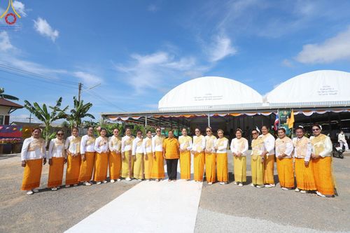 ภาพ No.94637:พิธีทอดกฐินสามัคคี สร้างกุฏิสงฆ์หลังแรก ณ ศูนย์ปฏิบัติธรรมและอบรมเยาวชนเมืองยะลา (ถนนเวฬุวัน ซอยเศรษฐี) วันที่ 15 พฤศจิกายน พ.ศ. 2566