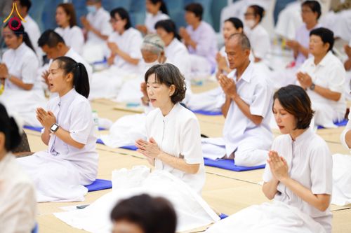 ภาพ No.128108:พิธีถวายภัตตาหารเป็นสังฆทาน แด่คณะพระธรรมยาตราฯ ในโครงการธรรมยาตราอัญเชิญพระบรมสารีริกธาตุ  ประดิษฐาน ณ มหารัตนเจดีย์สิริปทุมสวรรค์ อ.บางกล่ำ จ.สงขลา วันที่ 10 มีนาคม พ.ศ. 2567