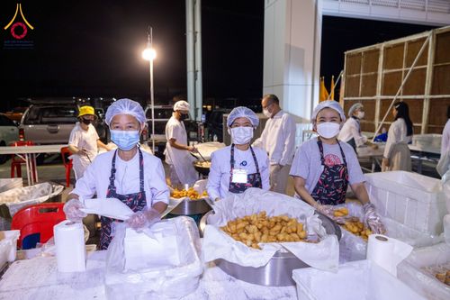 ภาพ No.121527:พิธีถวายภัตตาหารเป็นสังฆทาน แด่คณะพระธรรมยาตรา ปีที่ 12 วันที่ 31 มกราคม พ.ศ. 2567 ณ สภาธรรมกายสากล วัดพระธรรมกาย