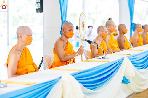 ภาพ No.84972:พิธีเจริญพระพุทธมนต์และพิธีสักการะ รูปเหมือนพระมงคลเทพมุนี (สด จนฺทสโร) ในวันที่ 5 สิงหาคม พ.ศ. 2566 ณ วัดพระธรรมกาย จ.ปทุมธานี เพื่ออัญเชิญประดิษฐาน  ณ วิหารพระมงคลเทพุนี (สด จนฺทสโร) ศูนย์ปฏิบัติธรรมภาคใต้ อ.บางกล่ำ จ.สงขลา