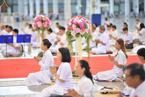 ภาพ No.148893:พิธีปฎิบัติธรรมและ พิธีจุดเทียนใจ ไฟนิรันดร์ อนันตชัย วันอาทิตย์ที่ 11 สิงหาคม พ.ศ. 2567 วัดพระธรรมกาย จ.ปทุมธานี