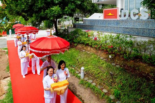 ภาพ No.254221:วันที่ 12 ตุลาคม พ.ศ. 2568 พิธีทอดกฐินสามัคคีวัดพระธรรมกายสิงคโปร์  新加坡法身寺功德衣法会 Dhammakaya Centre Singapore Kathina Ceremony  