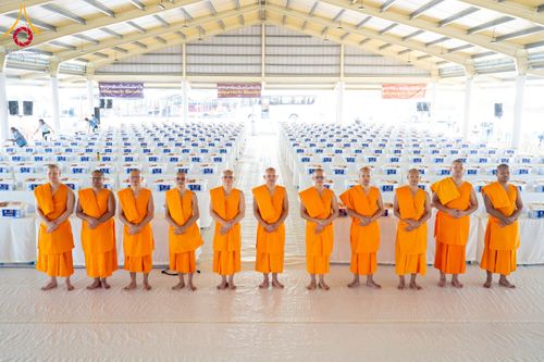 ภาพ No.230118:วันเสาร์ที่ 28 มิถุนายน พ.ศ. 2568 พิธีถวายสังฆทาน 323 วัด 4 จังหวัดชายแดนใต้ ปีที่ 21 ครั้งที่ 178 พิธีมอบกองทุนหนุนแรงใจช่วยครูใต้ ปีที่ 18 ครั้งที่ 142 ณ ศูนย์อบรมเยาวชนจังหวัดปัตตานี