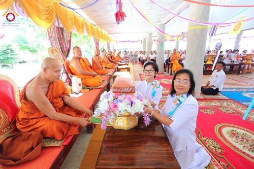 ภาพ No.183316:พิธีทอดกฐิน ณ วัดร่องริว จ.เชียงราย ในโครงการทอดกฐินสามัคคีทั่วไทย 30,000 วัด บูชาธรรม 80 ปี หลวงพ่อธัมมชโย โดยคณะศิษยานุศิษย์วัดพระธรรมกาย วันที่ 20 ตุลาคม พ.ศ. 2567