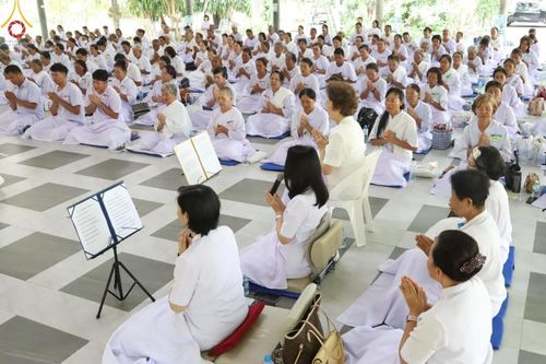 ภาพ No.152375:พิธีมอบสไบแก้ว โครงการอบรมอุบาสิกาแก้วจังหวัดบุรีรัมย์รุ่นที่ 1 วันที่ 6-8 กันยายน พ.ศ. 2567