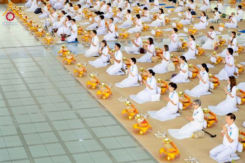 ภาพ No.245079:วันพุธที่ 10 กันยายน พ.ศ. 2568 พิธีถวายภัตตาหารเมนูสวรรค์ เนื่องในวันครบ 25 ปี วันละสังขารคุณยายอาจารย์มหารัตนอุบาสิกาจันทร์ ขนนกยูง ณ หอฉันคุณยายอาจารย์ฯ วัดพระธรรมกาย