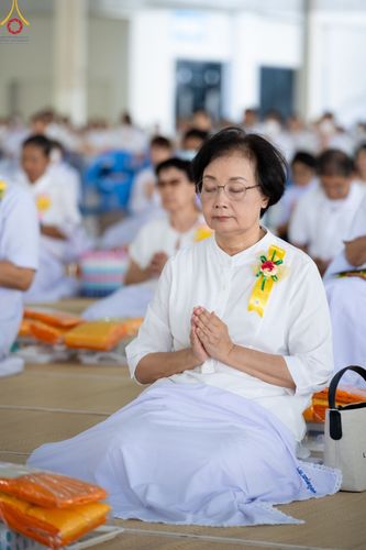 ภาพ No.134736:พิธีบุพเปตพลี ครั้งที่ 148 อุทิศบุญแด่หมู่ญาติที่ล่วงลับไปแล้ว (วันพระ แรม 15 ค่ำ เดือน 4) ณ หอฉันคุณยายอาจารย์ฯ วัดพระธรรมกาย จ.ปทุมธานี