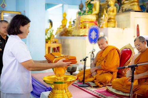 ภาพ No.267323:วันที่ 26 ตุลาคม พ.ศ. 2568 พิธีทอดกฐินสามัคคีทั่วไทย ณ วัดพรหมรังษี แขวงแสมดำ เขตบางขุนเทียน กรุงเทพฯ โดยคณะศิษยานุศิษย์ บูชาธรรม 81 ปี หลวงพ่อธัมมชโย