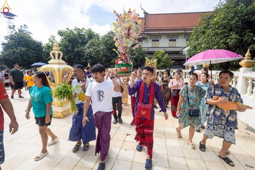 ภาพ No.255982:วันที่ 15 ตุลาคม พ.ศ. 2568 พิธีทอดกฐินสามัคคีทั่วไทย 30,000 วัด โดยคณะศิษยานุศิษย์ บูชาธรรม 81 ปี หลวงพ่อธัมมชโย ณ วัดตะโกสูง อ.ดอนตูม จ.นครปฐม