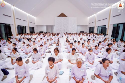 ภาพ No.247732:วันที่ 12-14 กันยายน พ.ศ. 2568 โครงการอบรม อุบาสกแก้ว อุบาสิกาแก้ว รุ่นที่ 1 ณ ศูนย์ปฏิบัติธรรมพระมงคลเทพมุนี อ.สองพี่น้อง จ.สุพรรณบุรี