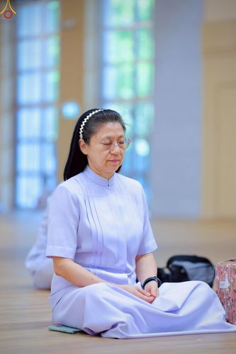 ภาพ No.228307:วันอาทิตย์ที่ 8 มิถุนายน พ.ศ. 2568 พิธีถวายทุนสนับสนุนพระไตรปิฎกฉบับธรรมชัย และอนุรักษ์คัมภีร์โบราณ ณ ห้องแก้วสารพัดนึก 2 วัดพระธรรมกาย