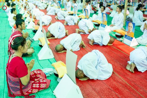 ภาพ No.62989:Photo Story  มหัศจรรย์วัดดงดินแดง Episode 2 โครงการบรรพชาอุปสมบทหมู่ ฟื้นฟูพระพุทธศาสนาทั่วไทย ณ วัดดงดินแดง อ.อมก๋อย จ.เชียงใหม่ วันที่ 3 เมษายน พ.ศ. 2567