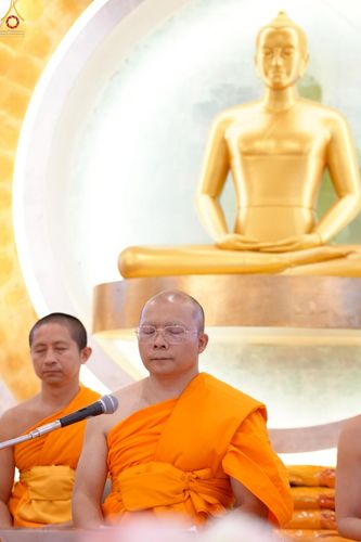 ภาพ No.262061:วันที่ 19 ตุลาคม พ.ศ. 2568 พิธีทอดกฐินวัดพระธรรมกายไรน์แลนด์ ประเทศเยอรมัน 