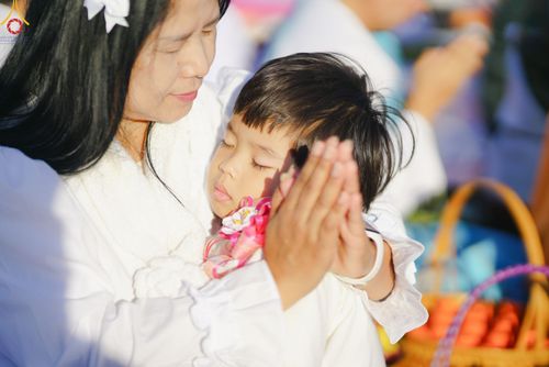 ภาพ No.106792:พิธีตักบาตรพระ ๒๐๐ รูป  "สร้างบุญใหญ่ ส่งท้ายปีเก่า ต้อนรับปีใหม่ ๒๕๖๗" วันอาทิตย์ที่ ๓๑ ธันวาคม ๒๕๖๖ ณ ถนนหน้าที่ว่าการอำเภอภูเรือ อำเภอภูเรือ จังหวัดเลย