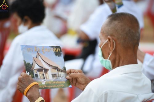 ภาพ No.84363:พิธีทอดผ้าป่า พิธีอัญเชิญปฐมรัตนปฐวี และพิธีตอกเสาเข็มต้นสุดท้าย เพื่อสถาปนาอาคาร 80 ปี หลวงพ่อธัมมชโย ณ ศูนย์ปฏิบัติธรรมวิหารแดง ตำบลเจริญธรรม อำเภอวิหารแดง จ.สระบุรี  วันที่ 23 กรกฎาคม พ.ศ. 2566