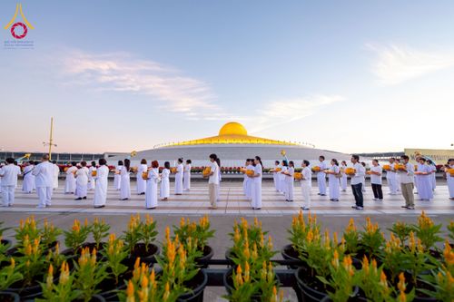 ภาพ No.276597:วันเสาร์ที่ 6 ธันวาคม  พ.ศ. 2568 พิธีเวียนประทักษิณและพิธีวันทาเจดีย์ โครงการอุปสมบทบูชาธรรมมหาปูชนียาจารย์ ประจำปี พ.ศ.2568 โครงการบวชพระนานาชาติ AEC และ WAB รุ่น CEO (นักบริหาร) รุ่นที่ 5 ณ มหาธรรมกายเจดีย์ วัดพระธรรมกาย