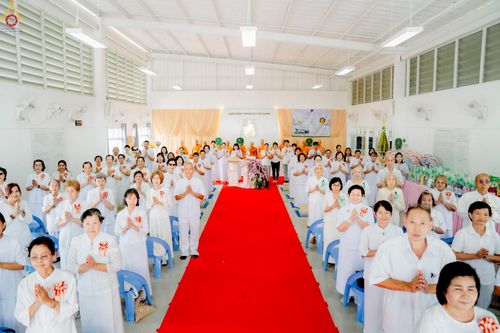 ภาพ No.266817:วันที่ 5 พฤศจิกายน พ.ศ. 2568 พิธีทอดกฐิน ณ อนุสรณ์สถานพระมงคลเทพมุนี  (สด จนฺทสโร) ผู้ค้นพบวิชชาธรรมกาย สถานที่ตั้งมโนปณิธานบวชตลอดชีวิต คลองบางนางแท่น ต.หอมเกร็ด อ.สามพราน จ.นครปฐม