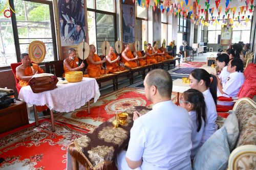 ภาพ No.98396:พิธีทอดกฐินสามัคคีทั่วไทย 5,000 วัด ณ วัดอัมพุวราราม อ.สามโคก จ.ปทุมธานี วันที่ 26 พฤศจิกายน พ.ศ. 2566