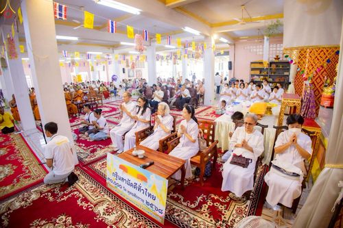 ภาพ No.258893:วันที่ 19 ตุลาคม พ.ศ. 2568 พิธีทอดกฐินสามัคคีทั่วไทย 30,000 วัด โดยคณะศิษยานุศิษย์ บูชาธรรม 81 ปี หลวงพ่อธัมมชโย ณ วัดเมตารางค์ อ.สามโคก จ.ปทุมธานี