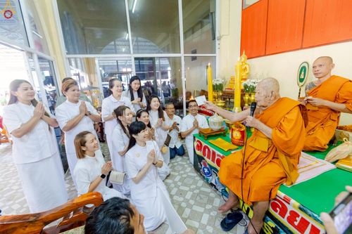 ภาพ No.263784:วันที่ 23 ตุลาคม พ.ศ. 2568 พิธีทอดกฐินสามัคคีทั่วไทย 30,000 วัด โดยคณะศิษยานุศิษย์ บูชาธรรม 81 ปี หลวงพ่อธัมมชโย ณ วัดเขาน้อยพัฒนาราม ต.สุรศักดิ์ อ.ศรีราชา จ.ชลบุรี