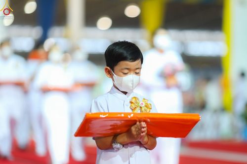 ภาพ No.88937:พิธีทอดผ้าป่าสมทบกฐินครั้งที่ 2 วันศุกร์ที่ 29 กันยายน พ.ศ. 2566 วันเพ็ญขึ้น 15 ค่ำ เดือน 10 ณ ห้องแก้วสารพัดนึก 1 วัดพระธรรมกาย