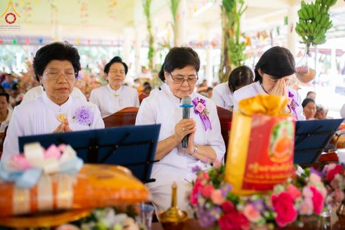 ภาพ No.167250:พิธีทอดกฐิน ณ วัดจำปาทอง อ.บ้านเขว้า จ.ชัยภูมิ ในโครงการกฐินสามัคคีทั่วไทย 30,000 วัด บูชาธรรม 80 ปี หลวงพ่อธัมมชโย โดยคณะศิษยานุศิษย์วัดพระธรรมกาย วันที่ 24 ตุลาคม พ.ศ. 2567