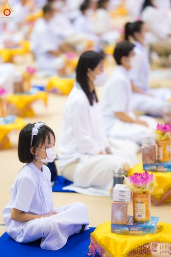 ภาพ No.85757:พิธีถวายคิลานเภสัชและอุปกรณ์การแพทย์ บูชาธรรมเนื่องในวันธรรมชัย วันที่ 19 สิงหาคม พ.ศ. 2566 ณ ห้องแก้วสารพัดนึก วัดพระธรรมกาย