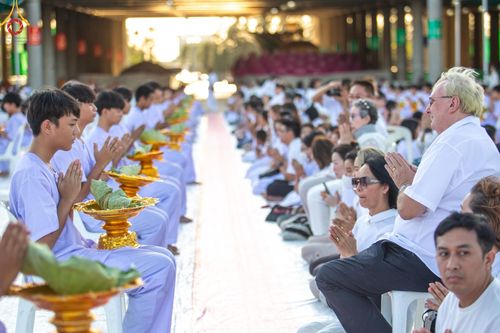 ภาพ No.132636:พิธีปลงผมยุวธรรมทายาท รุ่นที่ 32 มัชฌิมธรรมทายาท รุ่นที่ 28 ณ ลานธรรม วัดพระธรรมกาย วันเสาร์ที่ 30 มีนาคม พ.ศ. 2567