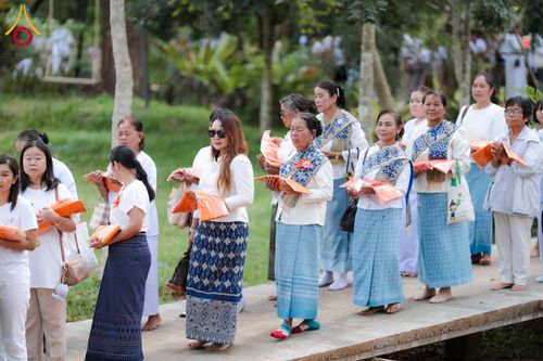 ภาพ No.165633:พิธีทอดกฐินศูนย์ปฏิบัติธรรมแก้วภูเรือ จ.เลย ในโครงการกฐินสามัคคีทั่วไทย 30,000 วัด บูชาธรรม 80 ปี หลวงพ่อธัมมชโย โดยคณะศิษยานุศิษย์วัดพระธรรมกาย วันที่ 20 ตุลาคม พ.ศ. 2567
