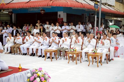 ภาพ No.245236:วันอาทิตย์ที่ 14 กันยายน พ.ศ. 2568 ตักบาตรพระ 555 รูป มหากุศล  น้อมถวายเป็นพุทธบูชา ณ หอนาฬิกาเบตง อ.เบตง จ.ยะลา