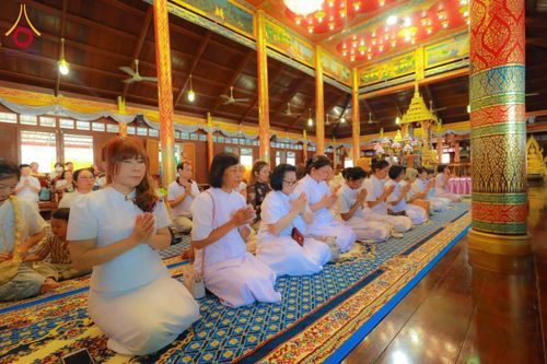 ภาพ No.181297:พิธีบรรพชาอุปสมบท ณ วัดบางโฉลงใน อ.บางพลี จ.สมุทรปราการ  วันที่ 7 ธันวาคม พ.ศ. 2567 ในโครงการอุปสมบทหมู่ บูชาธรรมมหาปูชนียาจารย์ ปี 2567 โดยทีมงานลูกพระธัมฯ  ศูนย์ปฏิบัติธรรมสมุทรปราการ