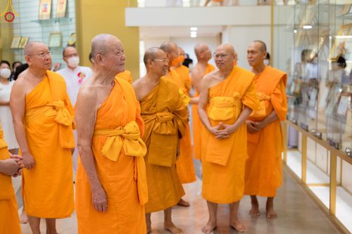 ภาพ No.103716:พิธีเปิดห้องนิทรรศการเพื่อสันติภาพโลก World Peace Lies Within ONE MAN'S VISION   วาระอายุวัฒนมงคล 83 ปี หลวงพ่อทัตตชีโว ณ ชั้น 2 อาคาร 100 ปี คุณยายอาจารย์ฯ วัดพระธรรมกาย วันพฤหัสบดีที่ 21 ธันวาคม พ.ศ. 2566