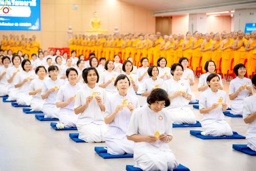 ภาพ No.246531:วันที่ 17 กันยายน พ.ศ. 2568 พิธีรับดวงแก้วนักเรียนบาลี "ดวงแก้วยกชั้นให้ลั่นจักรวาล" ณ ห้องเทวสภา วัดพระธรรมกาย