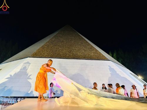 ภาพ No.108249:V.5 ทุ่มพลัง การเตรียมงาน เก็บงาน การรับบุญของเจ้าหน้าที่หน่วยงานต่างๆ เพื่อโครงการธรรมยาตรา กตัญญูบูชามหาปูชนียาจารย์ พระมงคลเทพมุนี (สด จนฺทสโร) พระผู้ปราบมาร อนุสรณ์สถาน 7 แห่ง ปีที่ 12 ระหว่างวันที่ 2 - 31 มกราคม พ.ศ. 2567