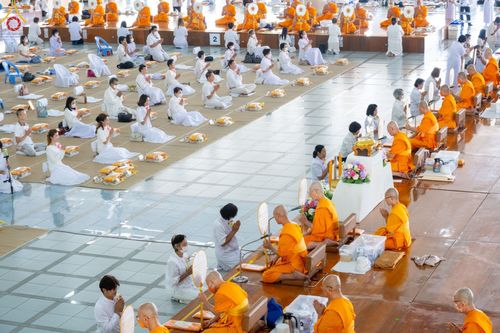 ภาพ No.104506:พิธีบุพเปตพลี ครั้งที่ 145 อุทิศบุญแด่หมู่ญาติที่ล่วงลับไปแล้ว และสืบทอดอายุพระพุทธศาสนา วันพุธที่ 27 ธันวาคม พ.ศ. 2566 (วันพระขึ้น 15 ค่ำ เดือน 12 ) ณ หอฉันคุณยายอาจารย์ฯ วัดพระธรรมกาย