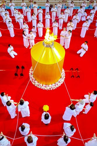 ภาพ No.240189:วันอาทิตย์ที่ 24 สิงหาคม พ.ศ. 2568 งานบุญวันอาทิตย์ พิธีจุดเทียนใจ ไฟนิรันด์ อนันตชัย ณ วัดพระธรรมกาย จ.ปทุมธานี