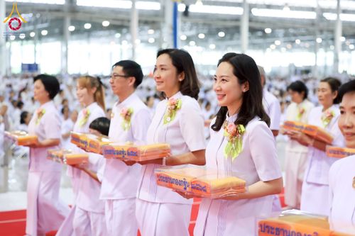 ภาพ No.264506:วันอาทิตย์ที่ 2 พฤศจิกายน พ.ศ. 2568 พิธีทอดกฐินสามัคคี ณ สภาธรรมกายสากล วัดพระธรรมกาย