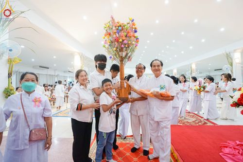 ภาพ No.98027:พิธีทอดกฐินเพื่อสร้างครัวมหาทาน ณ ศูนย์ปฎิบัติธรรมเพชรบูรณ์ ต.นาป่า อ. เมือง จ.เพชรบูรณ์ วันที่ 19 พฤศจิกายน พ.ศ. 2566