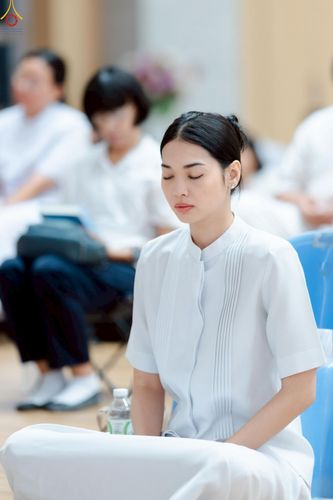 ภาพ No.225341:วันอาทิตย์ที่ 18 พฤษภาคม พ.ศ. 2568 พิธีร่วมบุญการศึกษา พระภิกษุ สามเณร ณ ห้องแก้วสารพัดนึก 2 วัดพระธรรมกาย