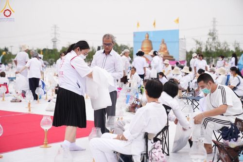 ภาพ No.119374:V.18 ทันทีม การเตรียมงาน เก็บงาน การรับบุญของเจ้าหน้าที่หน่วยงานต่างๆ เพื่อโครงการธรรมยาตรา กตัญญูบูชามหาปูชนียาจารย์ พระมงคลเทพมุนี (สด จนฺทสโร) พระผู้ปราบมาร อนุสรณ์สถาน 7 แห่ง ปีที่ 12 ระหว่างวันที่ 2 - 31 มกราคม พ.ศ.2567