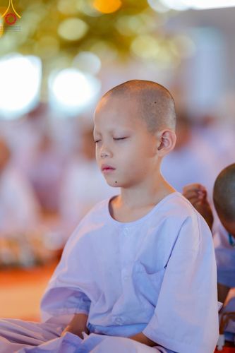 ภาพ No.214579:วันศุกร์ที่ 4 เมษายน พ.ศ.2568 นาคธรรมทายาทตักบาตรพระพี่เลี้ยง ในโครงการบรรพชาสามเณร ฟื้นฟูพระพุทธศาสนาทั่วไทย ณ วิหารคด 22 วัดพระธรรมกาย